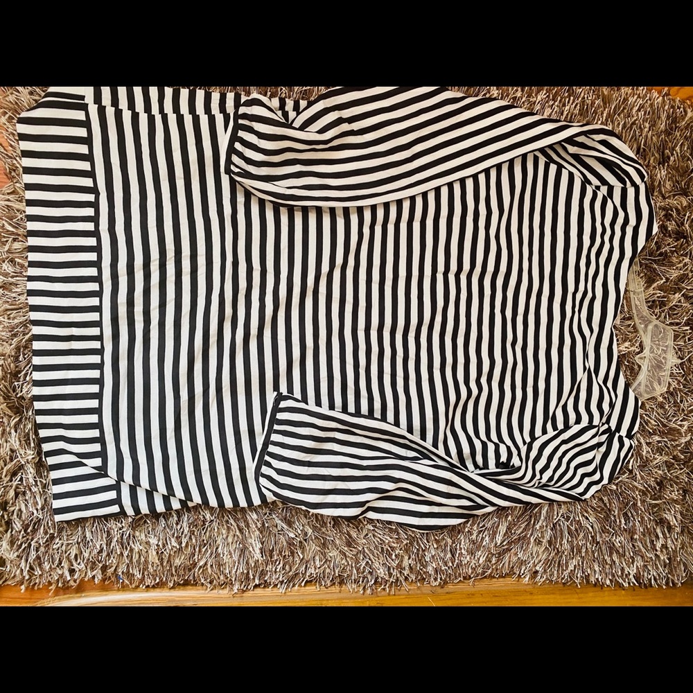 Dress - Picture 3 of 8
